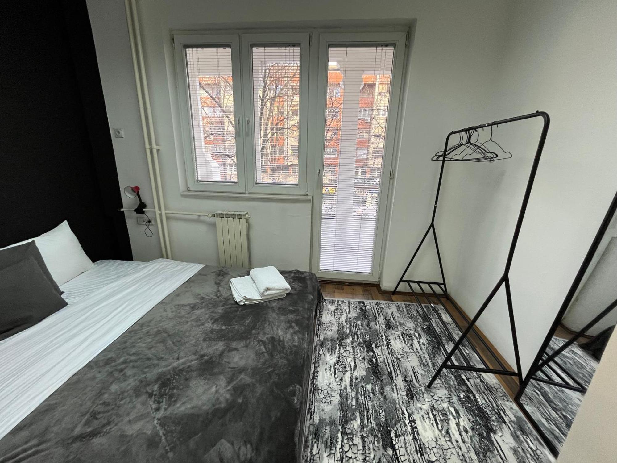 Central M - 5 Apartments Skopje Eksteriør bilde