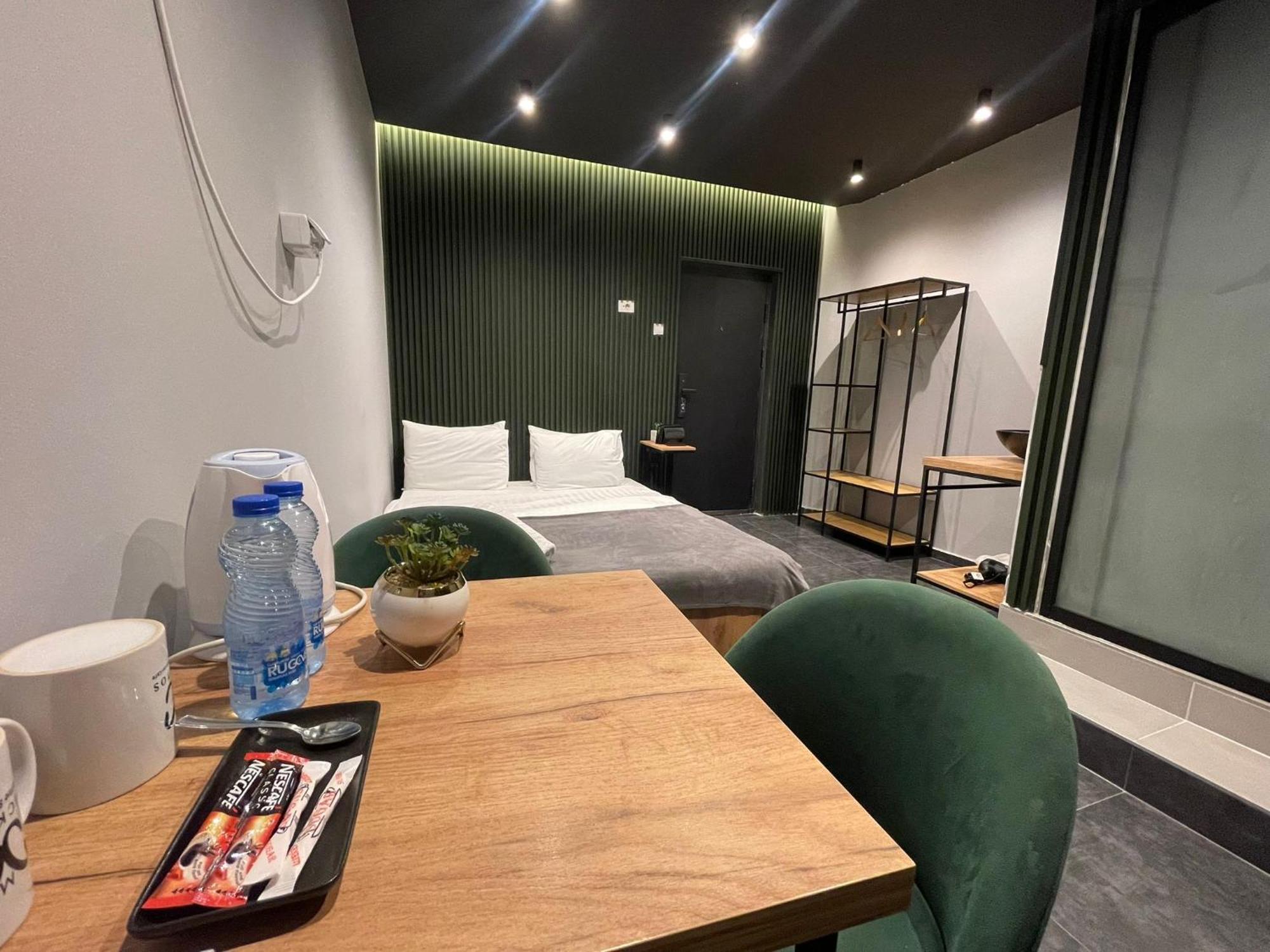 Central M - 5 Apartments Skopje Eksteriør bilde