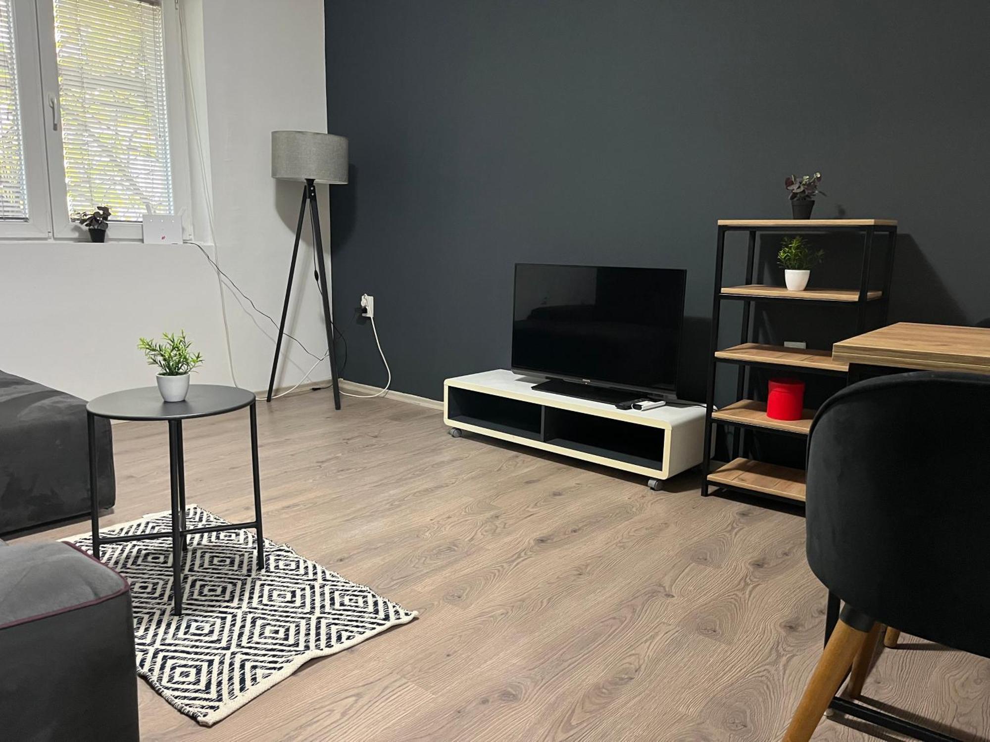 Central M - 5 Apartments Skopje Eksteriør bilde